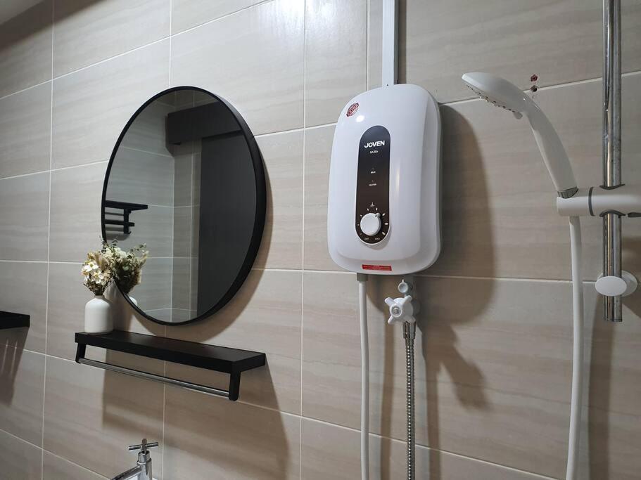Klcc 6Pax Family Studio Wi-Fi Κουάλα Λουμπούρ Εξωτερικό φωτογραφία