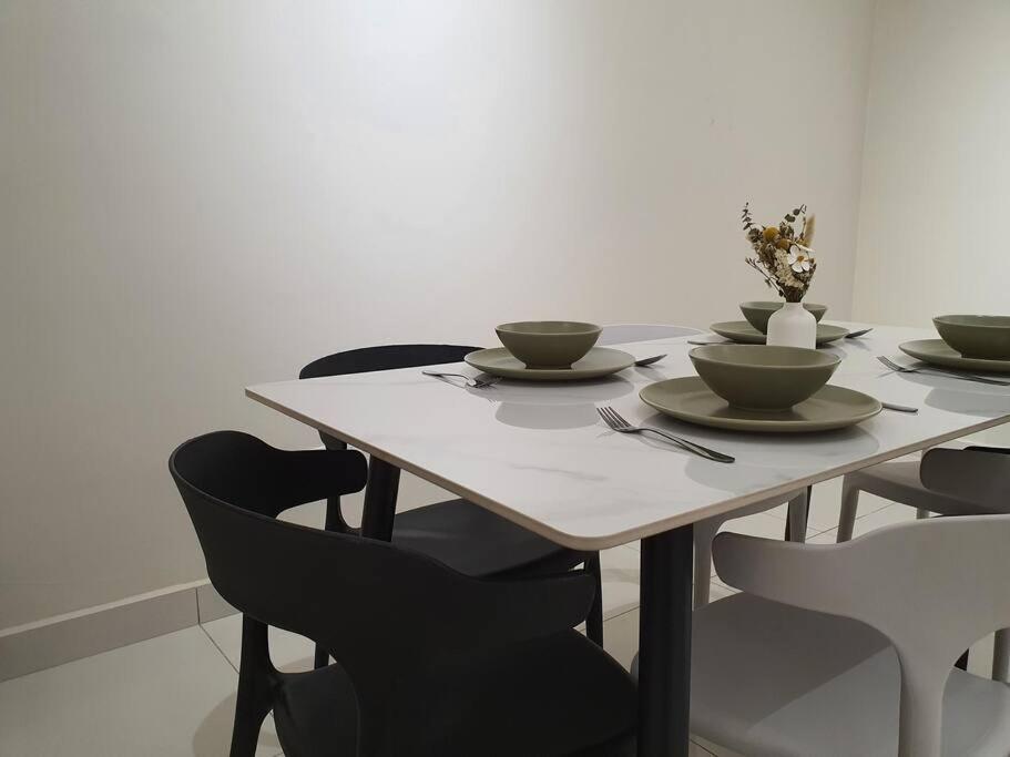 Klcc 6Pax Family Studio Wi-Fi Κουάλα Λουμπούρ Εξωτερικό φωτογραφία